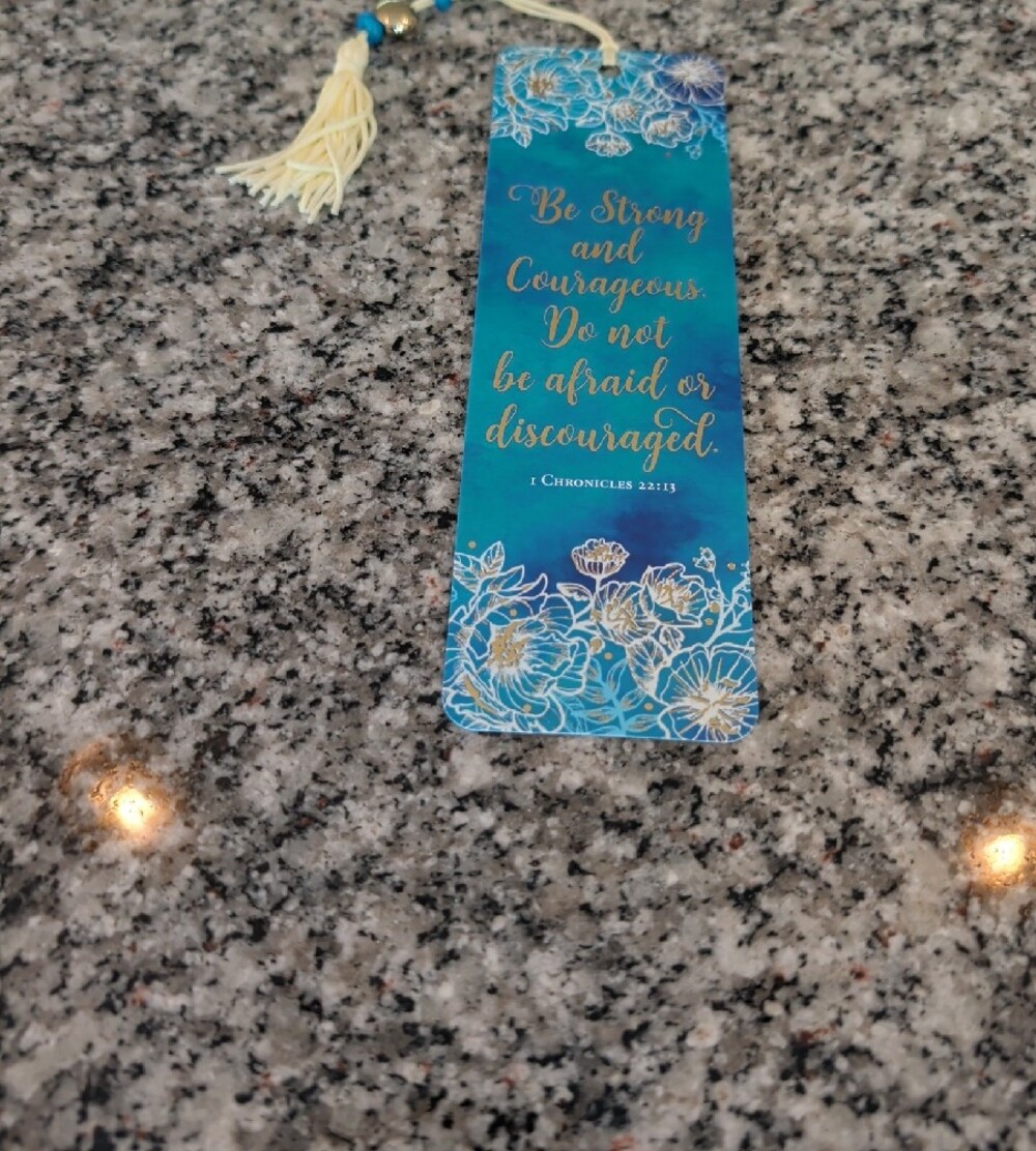 Be Strong Bookmark - Picture 3 of 4
